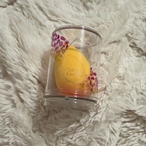 beautyblender Bright Yellow Makeup Sponge in Display Case